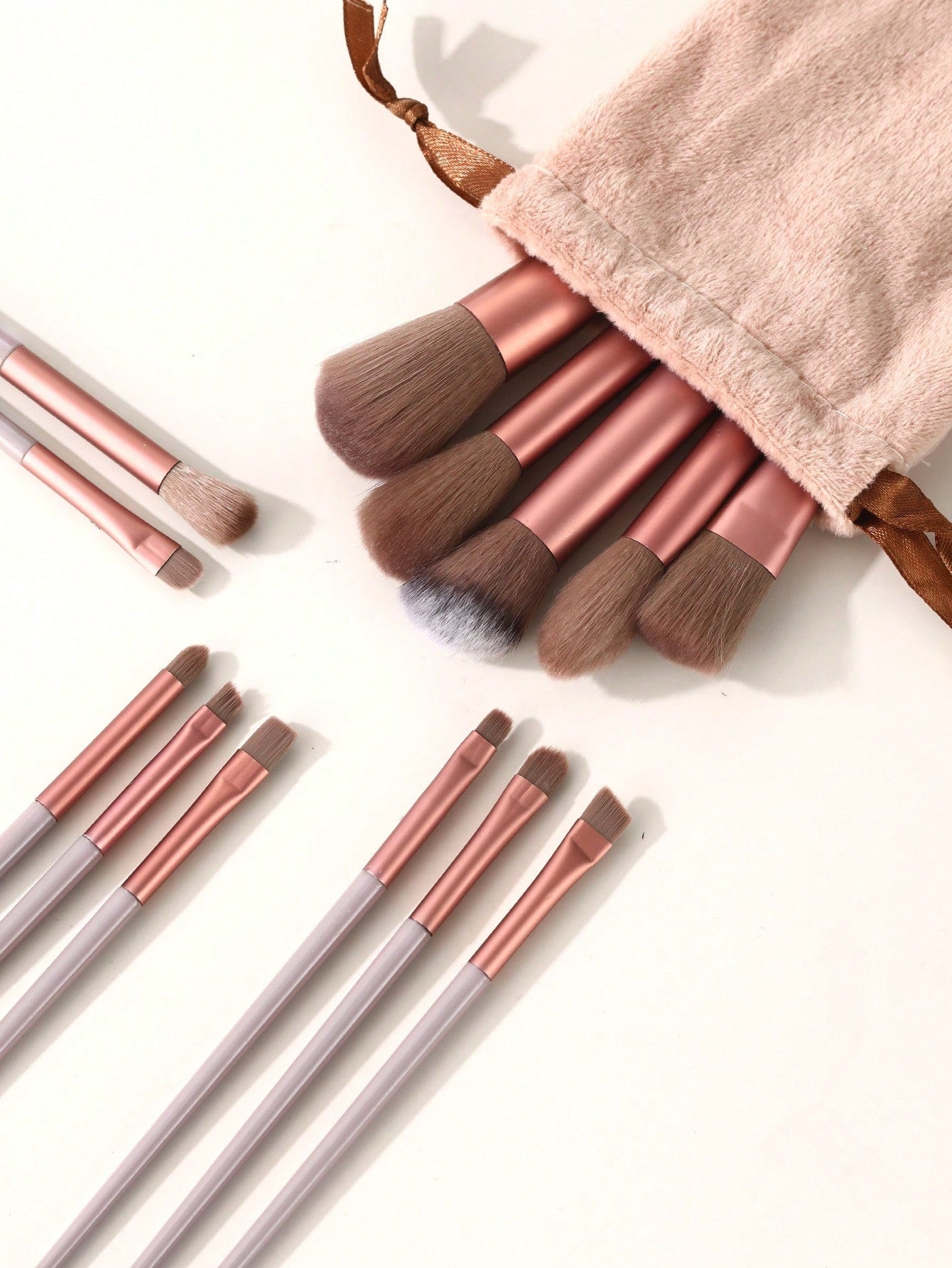 13Pcs Portable Makeup Brush Set For Blush, Makeup Brushes Set,Eyeshadow Cosmetic Brush Set Blush Brush Makeup Tools,Maillard,Essential For Home,Travel Size,Easy To Store,Clothing Matching