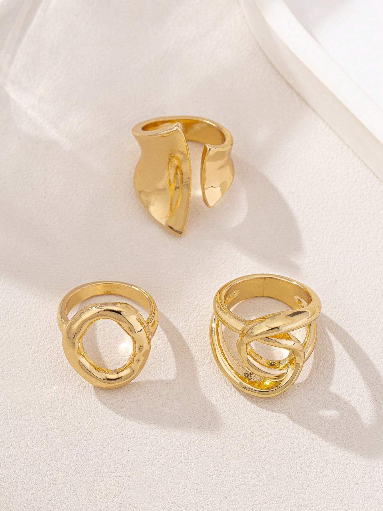 (3pcs/Set) Punk Style Exaggerated Glossy Round Opening Ring, Geometric Curved Surface Ring, And Geometric Glossy Cross Ring. European And American INS Niche Design Geometric Ring Set (3 Rings). Color-Preserving And Thick Rings Jewelry, Suitable For Women