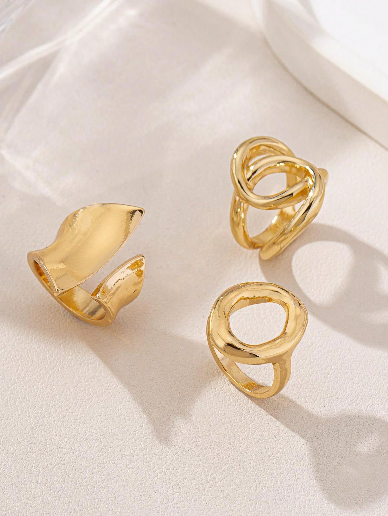 (3pcs/Set) Punk Style Exaggerated Glossy Round Opening Ring, Geometric Curved Surface Ring, And Geometric Glossy Cross Ring. European And American INS Niche Design Geometric Ring Set (3 Rings). Color-Preserving And Thick Rings Jewelry, Suitable For Women