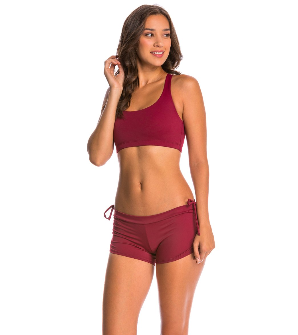 Onzie Chic Yoga Sports Bra Burgundy